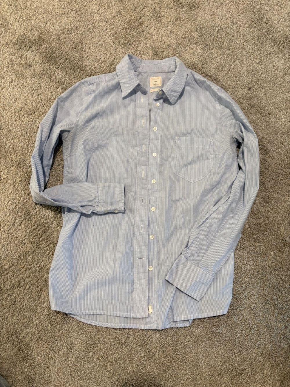 GAP Button-Down Shirt Trio in Lavender, Pink, and Light Blue - Picture 11 of 13